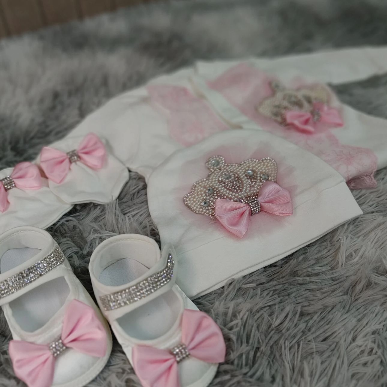 Welcome Home Baby Romper Mitte - Baby Nursery Outfits 리뷰 및 가격